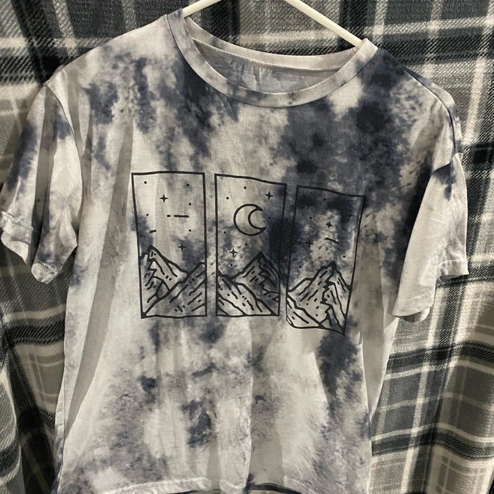 Target Men's Blue Tie-Dye Mountain Tee